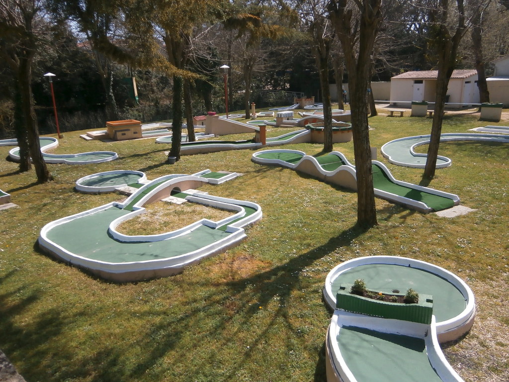 mini golf1