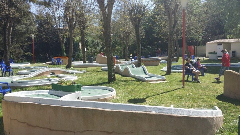 mini golf4